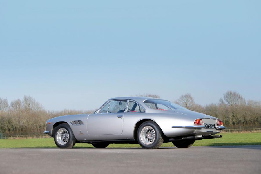  Ferrari 500 Superfast (Series I) 1964 года  (UK) (фото 3 из 28)